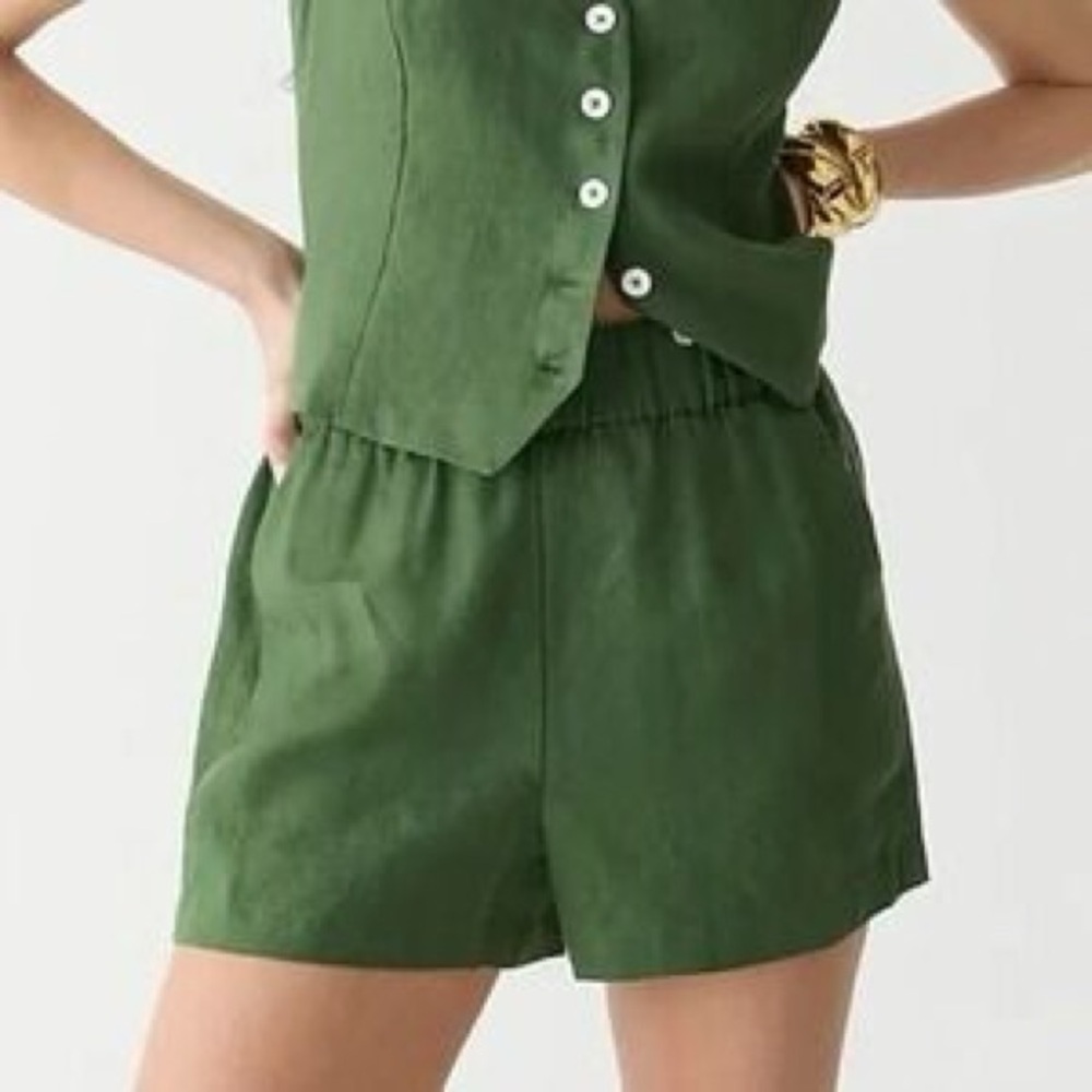 Women's Green Linen Pull-on Shorts